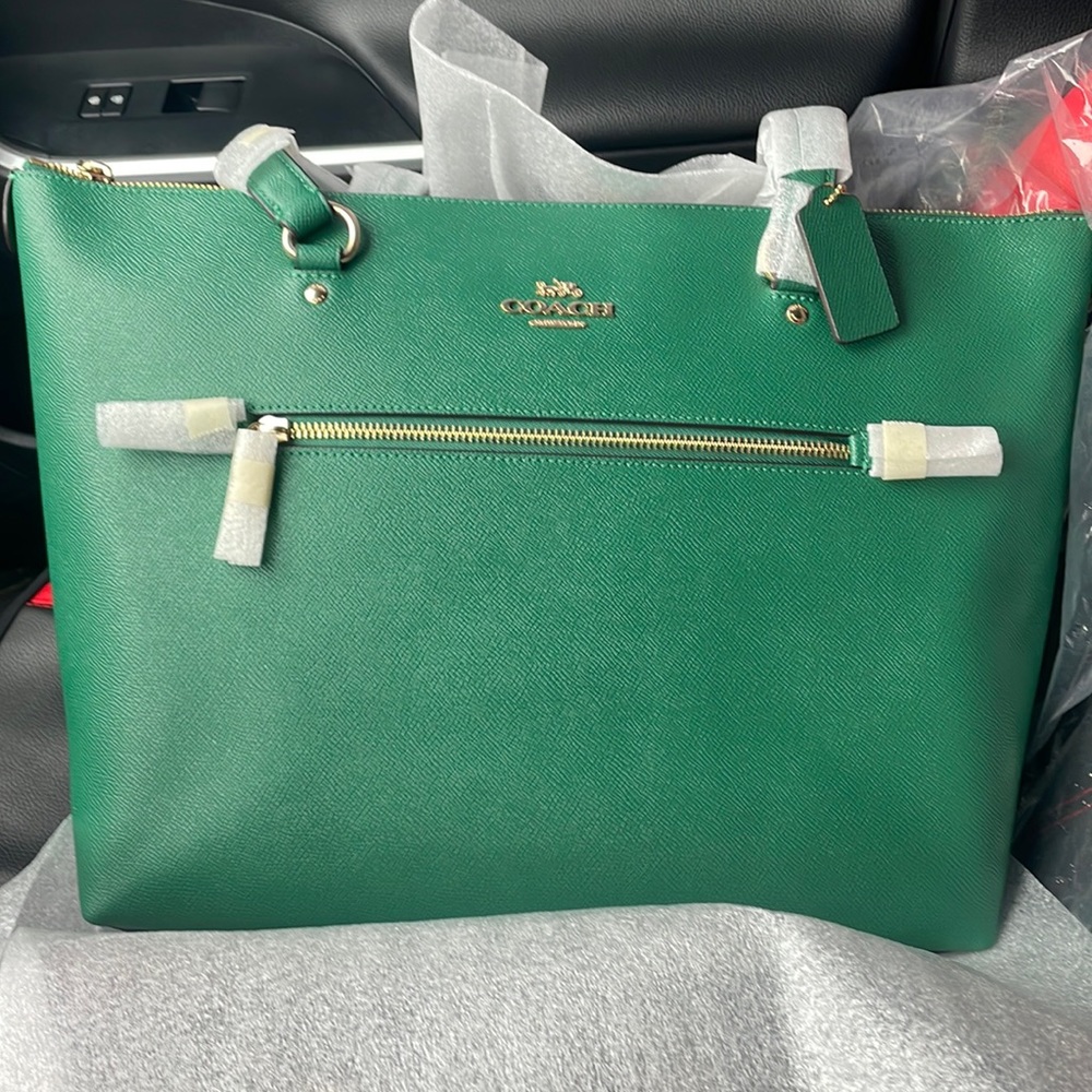 Big green tote coach bag